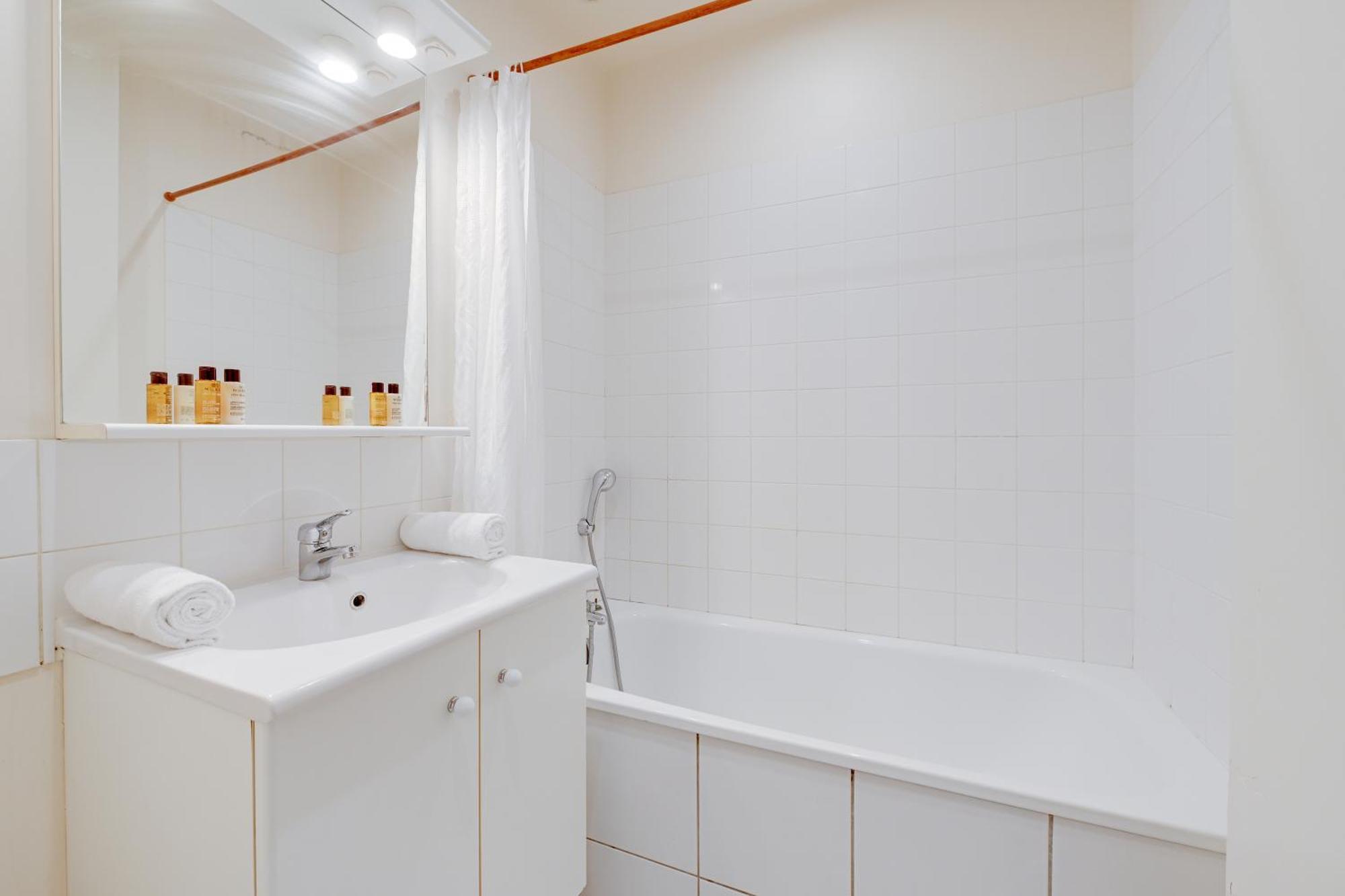 Apartment Veeve - Cartographer's Haven Paris
